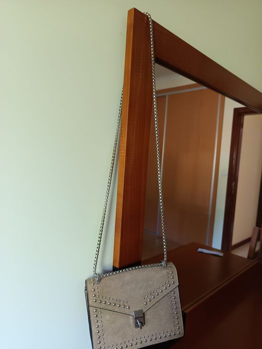 Elegante Bolsa bege.