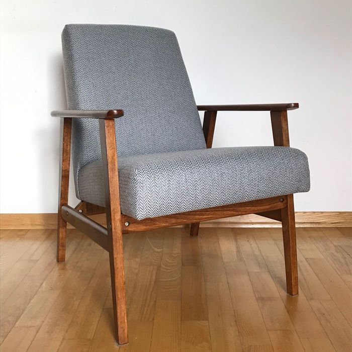 Fotel PRL Lisek Śnieżka ciemny dąb klasyczna jodełka szary renowacja 1