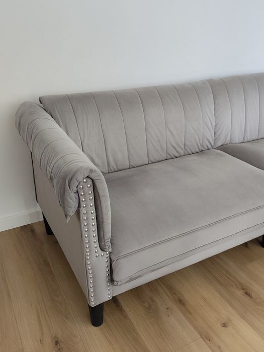 Sofá 3 Lugares em Veludo Cinzento – Elegante e em Excelente Estado