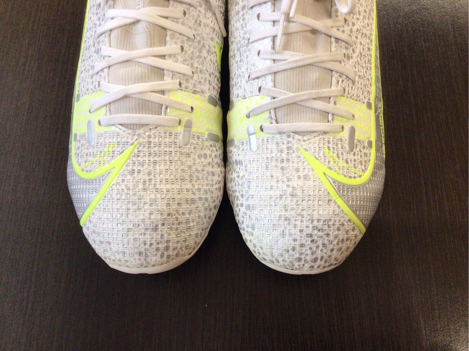 Бутси Nike Mercurial Superfly 8 Academy FG/MG 44 р.