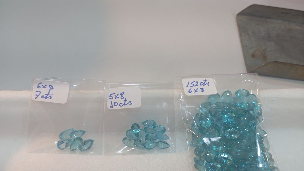 Apatita azul calibrada