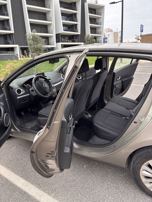 Renault clio 1.2 de 100 cvs