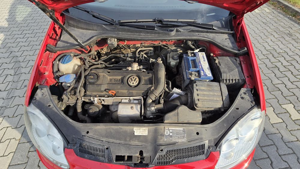 Volkswagen golf V