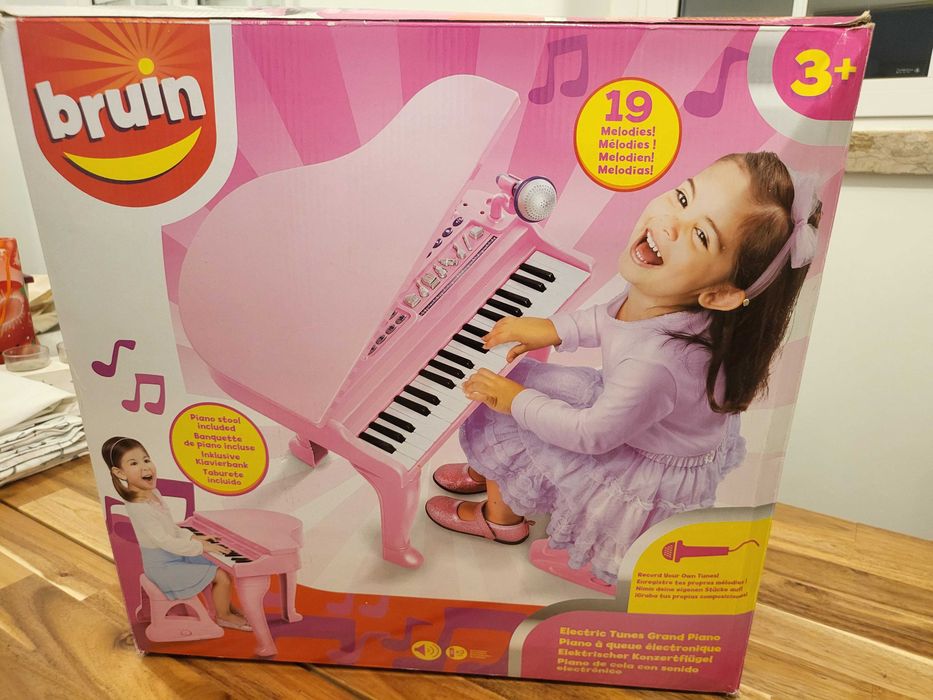 Piano Bruin para criança