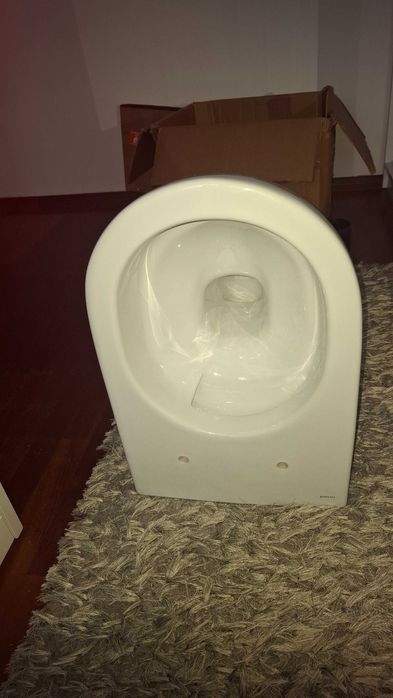 miska wirowa Cersanit oraz deska wolnoopadająca Cersanit
