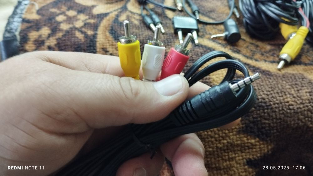 Кабеля роземи різні .