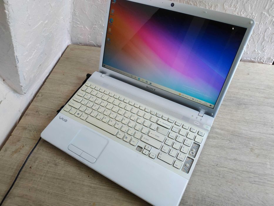 Ноутбук Sony VAIO VPCEE 3/320Gb