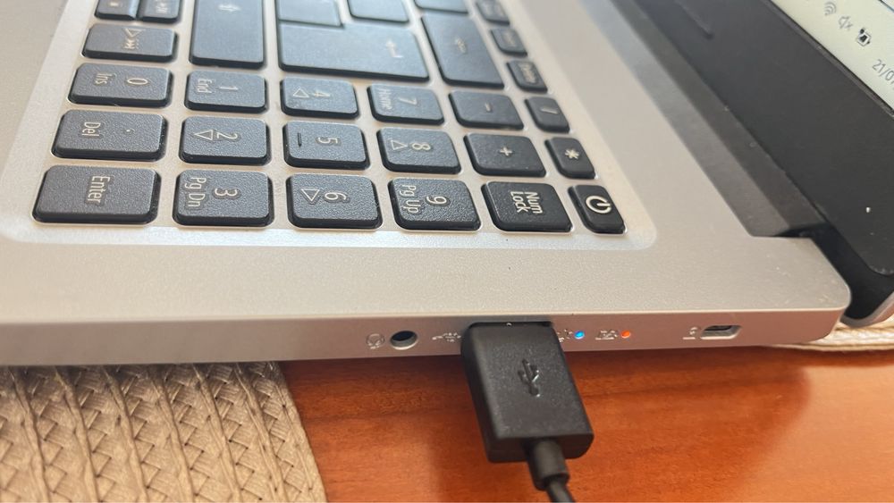 Portátil Acer Aspire427553535589754883