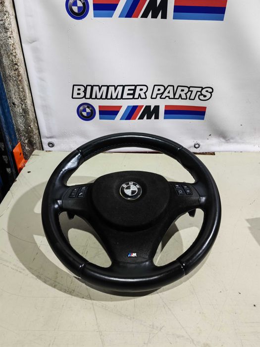 Volante Pack M com patilhas BMW serie 1 e 3 E81/82/87/88/E90/91/92