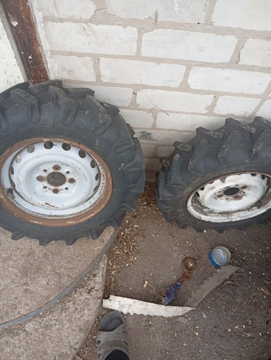 Продам р13 на вазовскых дисках