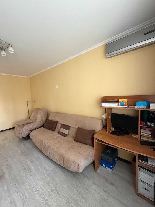 Генератор, продам 2к. квартиру вул. Урлівська 17