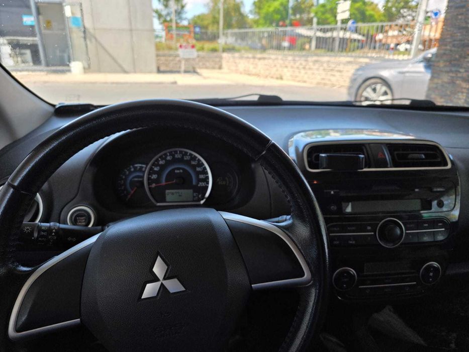 Mitsubishi Space Star 1.2 de 2013 com 79.064 km