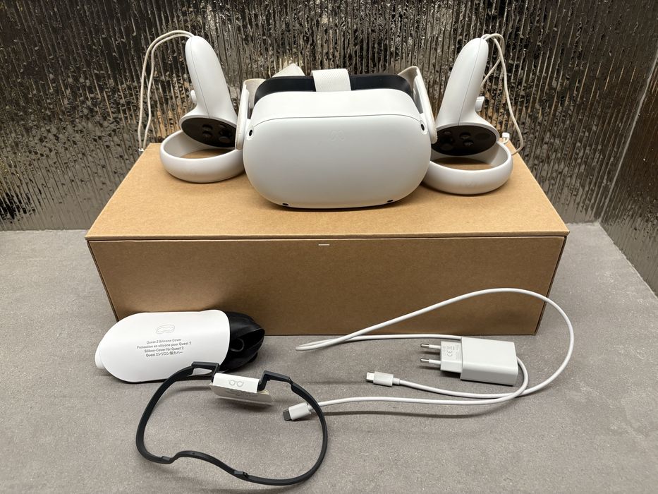 Meta Quest 2 (128 GB) – zestaw VR, stan bardzo dobry