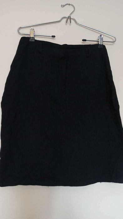 czarna spódnica Miss ASTOR 40 L bawełna gumowana bdb