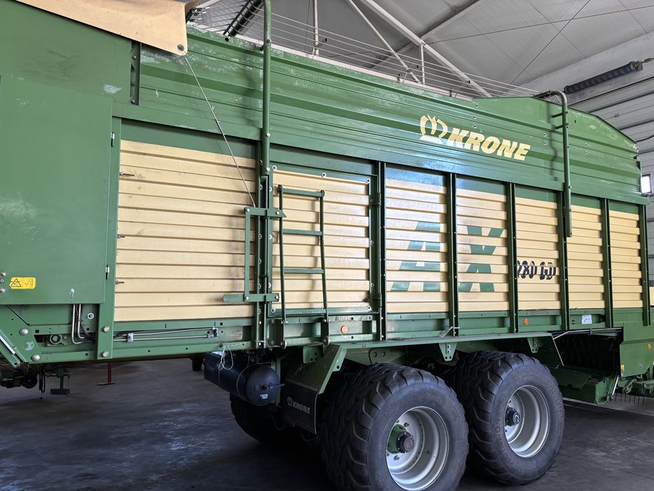 Przyczepa samozbierajaca krone Ax280 GD