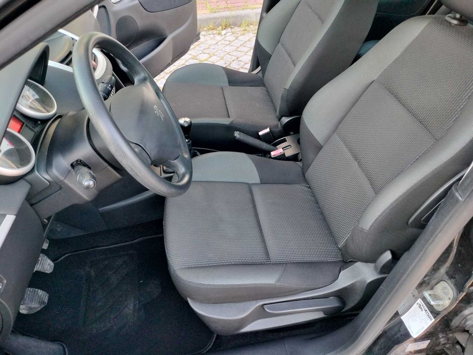 Peugeot 207 1,4 VTI
