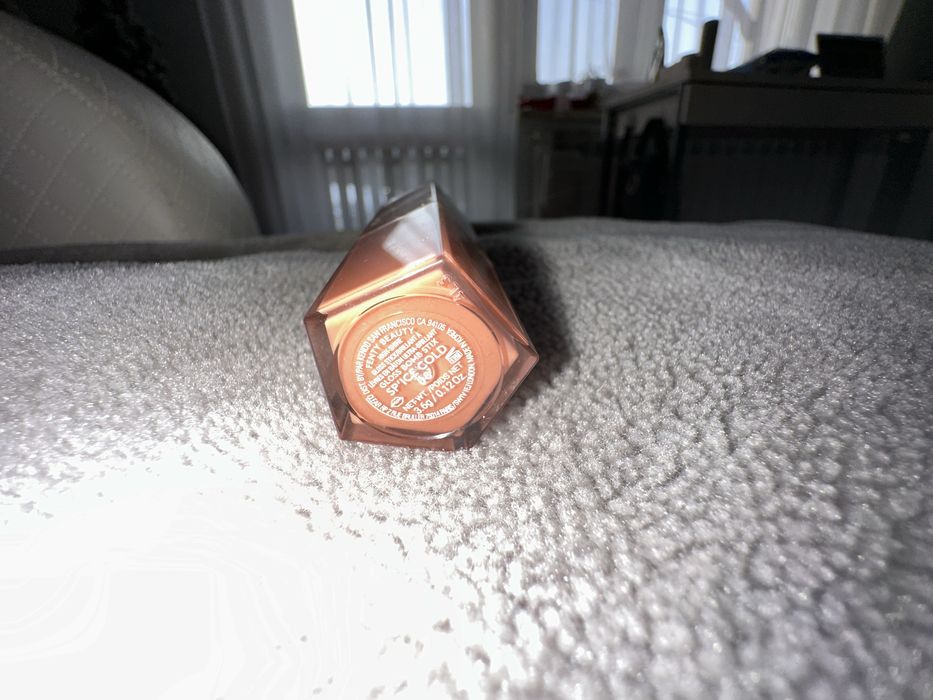 Fenty Beauty Gloss Bomb Stix Błyszczyk w sztyfcie - 08 - Sp'ice Cold