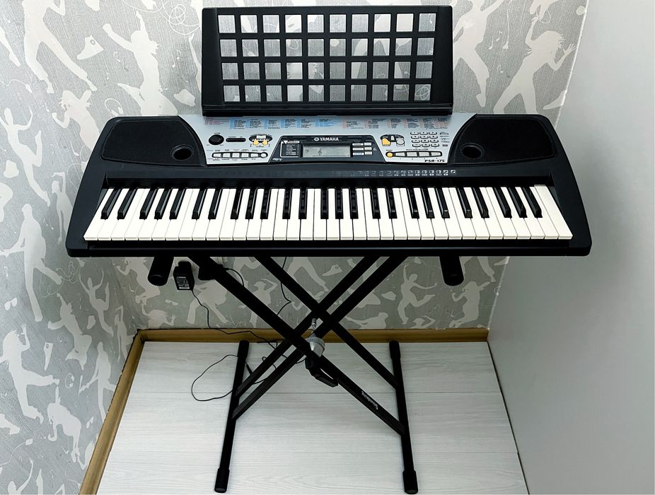 Синтезатор Yamaha PSR-175!!! Круте піаніно, клавіші.