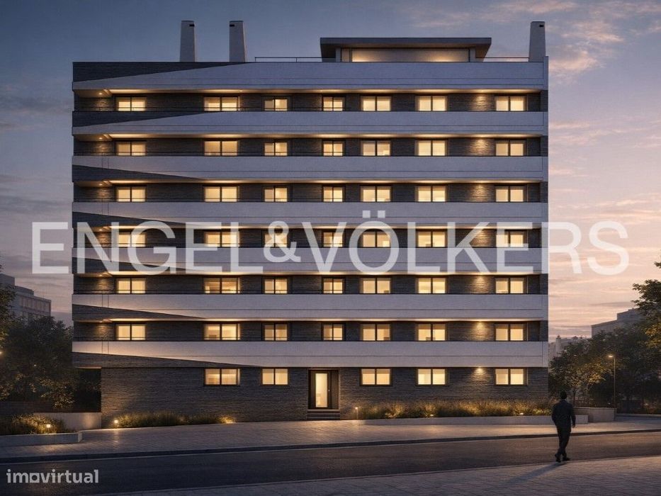 Novo Empreendimento com Piscina em Monte Gordo