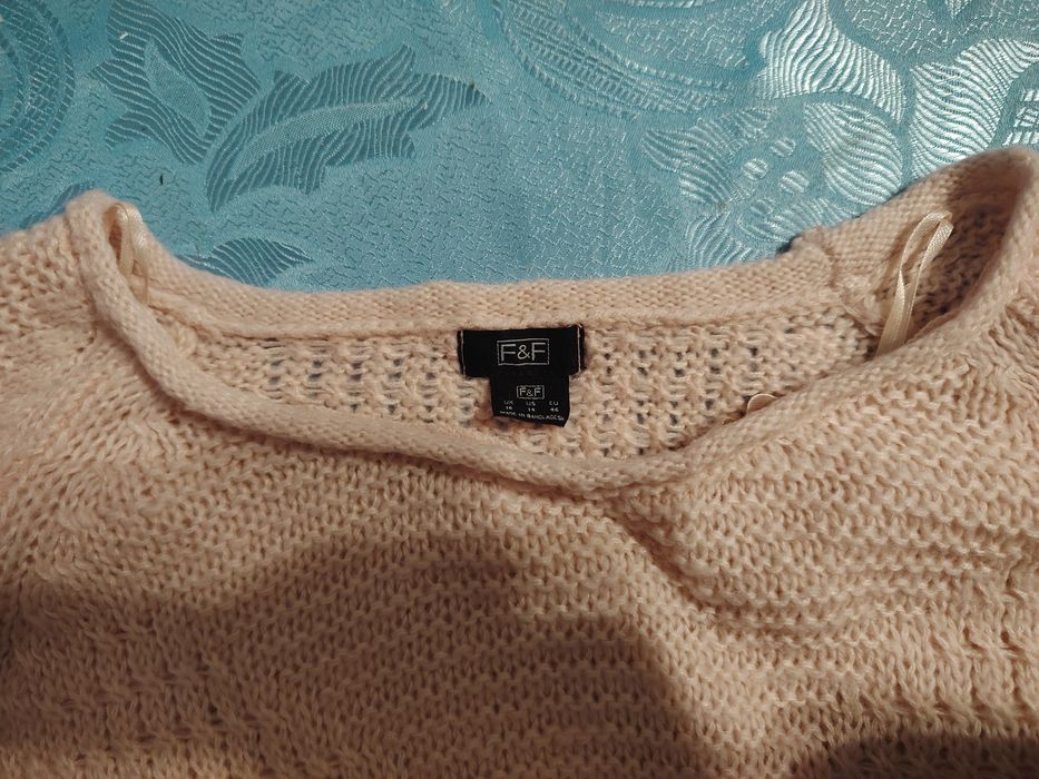 Sweter dzianinowy