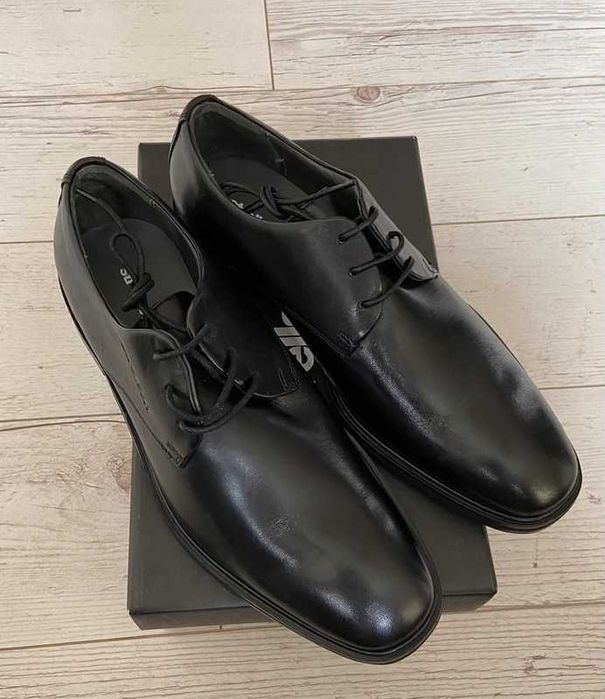 Strellson nowe buty skóra roz.41