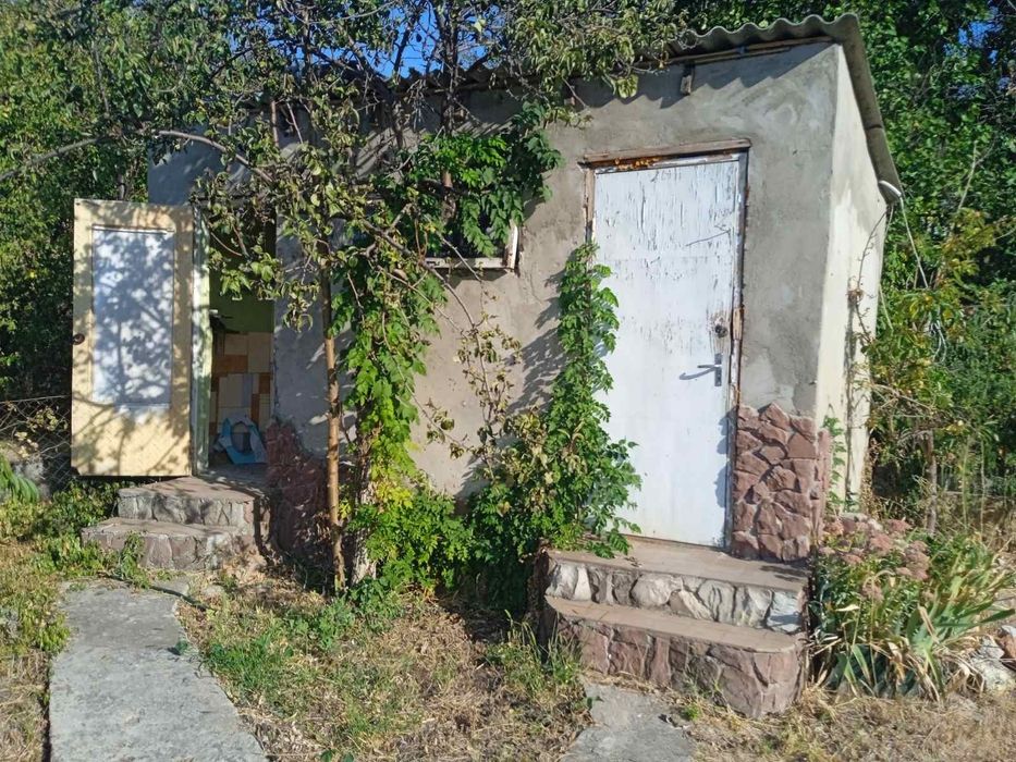 Продається дачний дім в СТ"Сонячне".