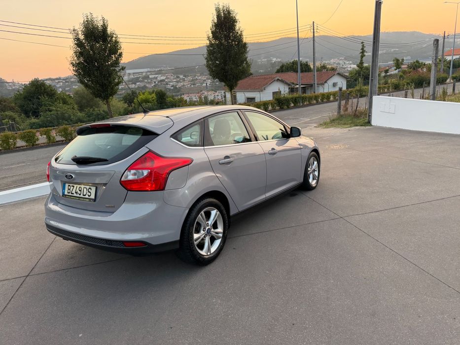 Ford Focus — fotografia 9