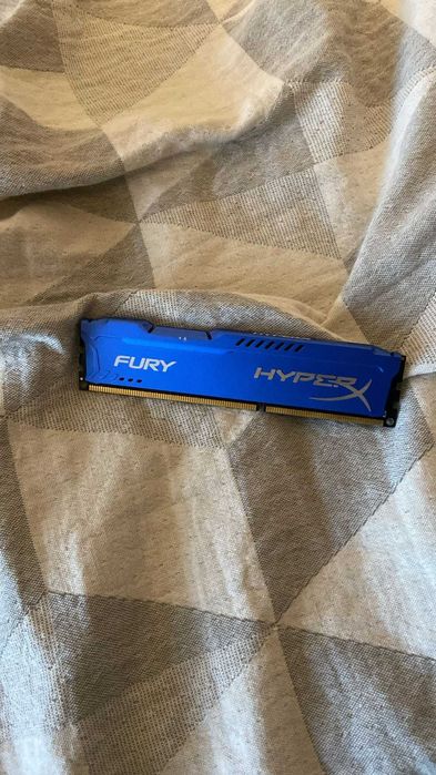 Memória RAM 8GB DDR3, marca HyperX (FURY)