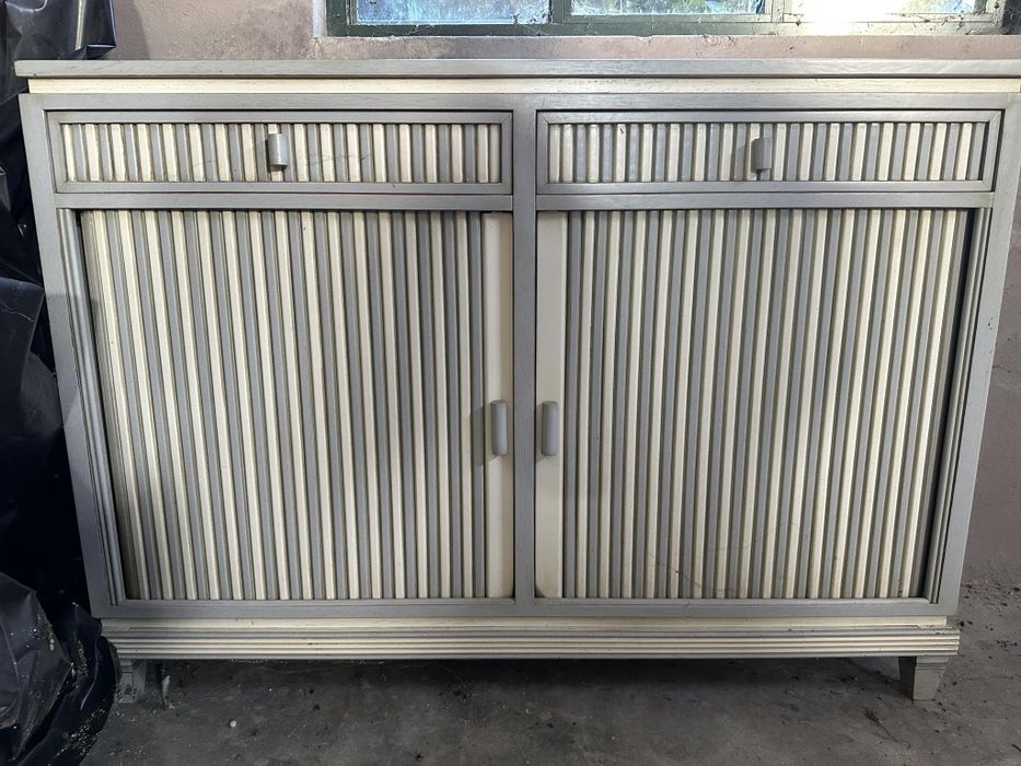 Armário Antigo (cor clara)