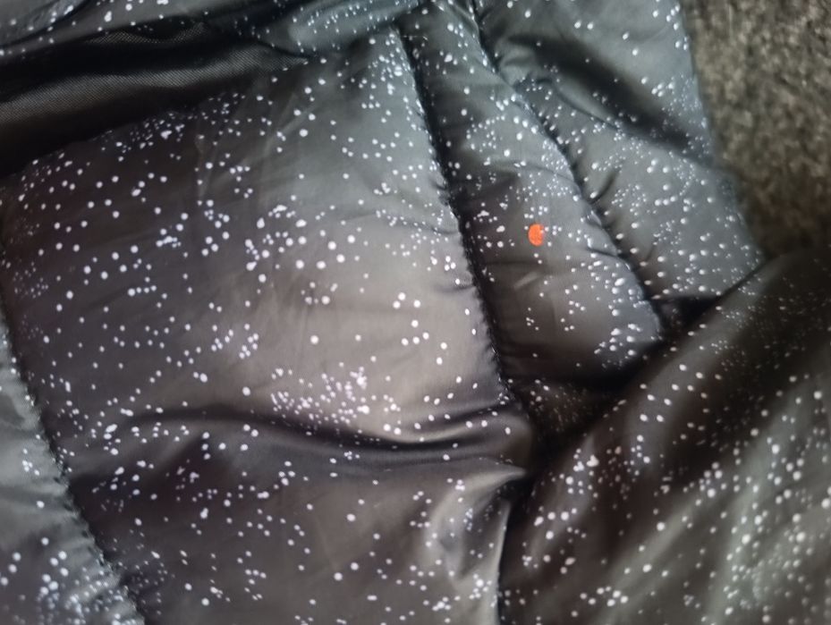 Bezrękawnik NASA 152