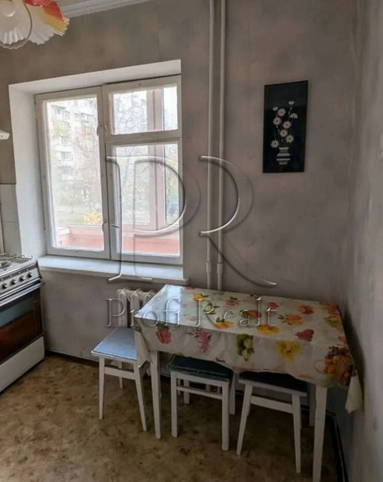 Продаж затишної 1 кімн.кварт. Русанівка Ентузіастів 31