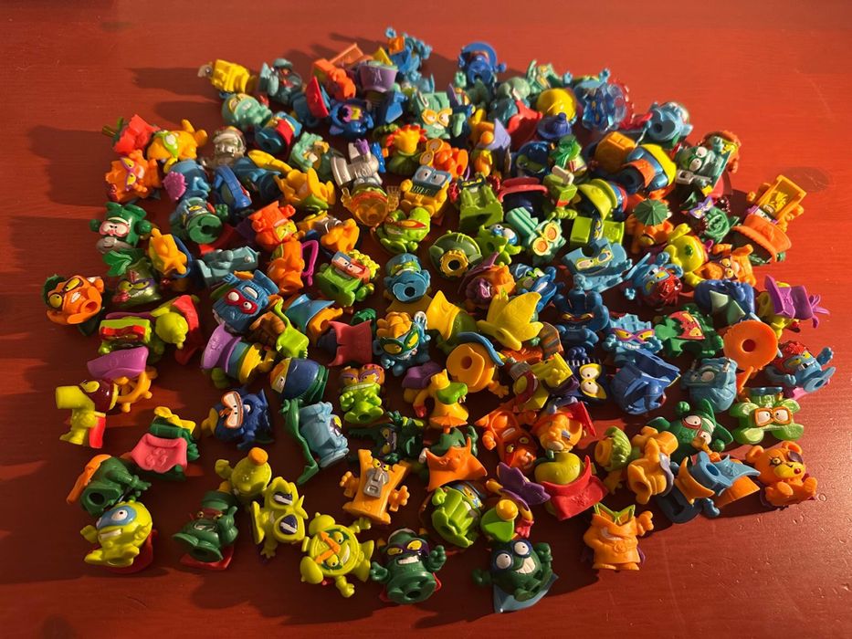 Super zings figurki 137 sztuk