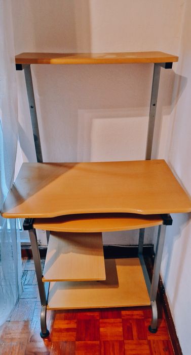 Secretary Desk – Compact and Practical64740400229250120