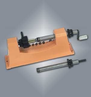 Lyman Universal Trimmer Power Pack Combo + 9 pilotów + adapter