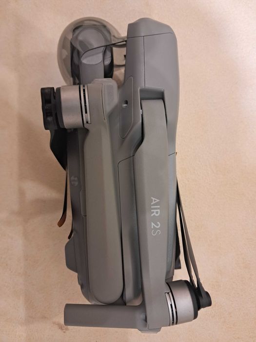 Квадрокоптер DJI Mavic AIR 2S Fly More Combo