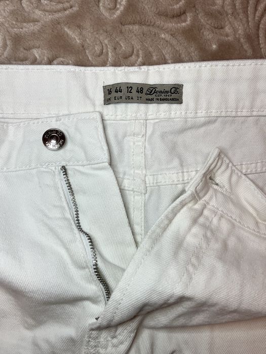 Джинсова спідниця в дуже гарному стані!