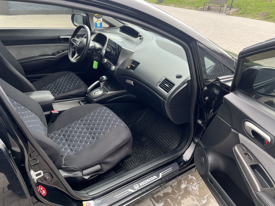 Honda Civic AVTOMAT 1.3 гібрид/газ 2009 рік