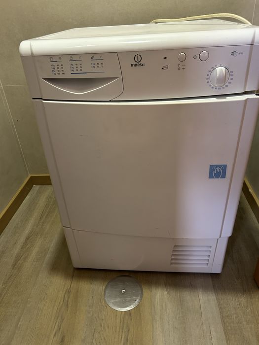 Maquina de secar INDESIT bomba de calor