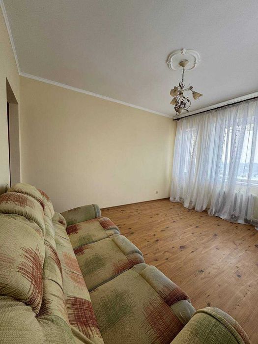 Продаж двоповерхового будинку для великої сім’ї в с. Хацьки