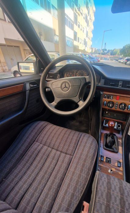Mercedes Benz 300D Sport Line
