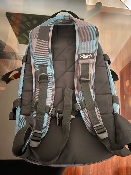 Mochila Eastpak Nova