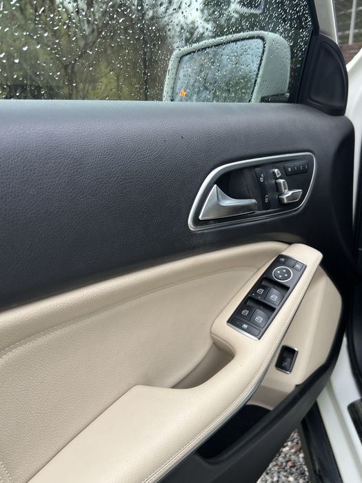 Mersedes benz - GLA 250