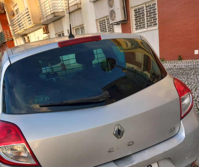 vendo carro em bom estado Renault Clio