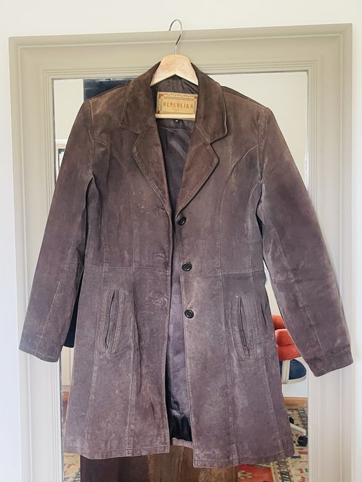 Casaco camurça castanho