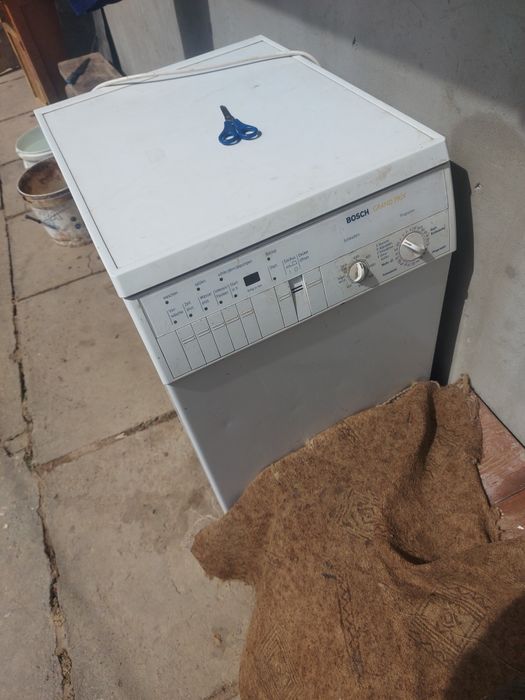 Пральна машинка BOSCH