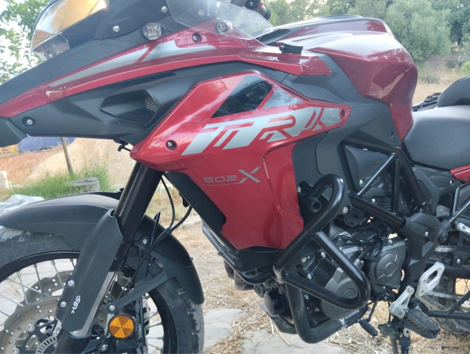 Benelli TRK 502X