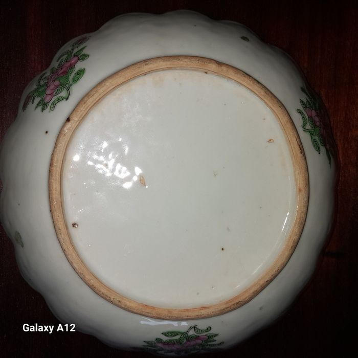 Prato em porcelana  chinesa