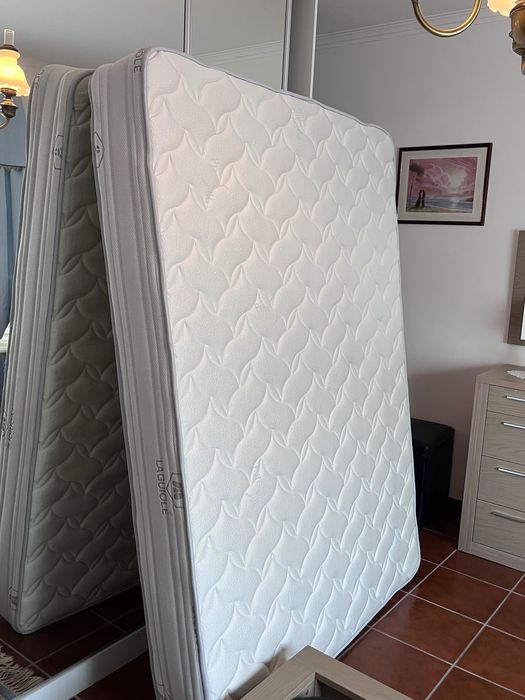 Vendo Colchão LUSOCOLCHÃO Super Ortopédico 150x200