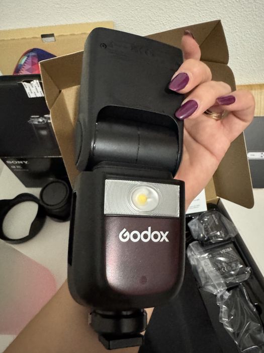 Flash Godox v860iii S Kit NOVO