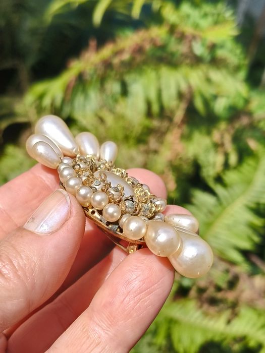 Жемчуг искусственный Брошь жемчужная Бижутерия старинная